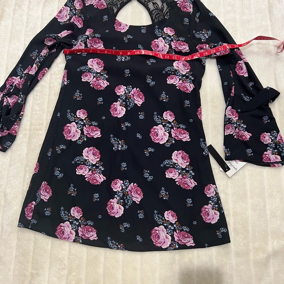 🎁💕🖤New Floral Dress🖤💕🎁 - Picture 7 of 8